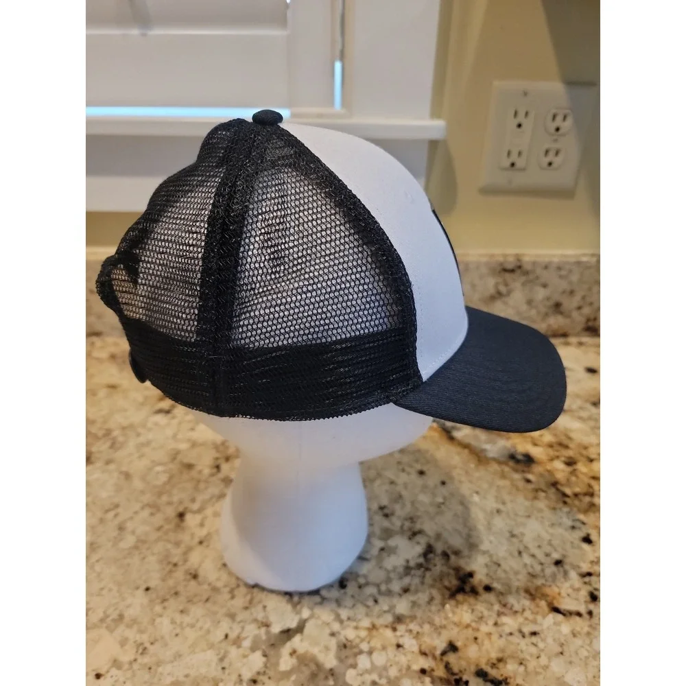 The North Face Outdoorsmen Hat Black White Snapback Patch.  New Without Tags